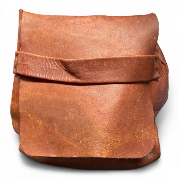 Vintage Leather Backpack Slouch Fold-Over Flap, Mailbag , Rustic Brown - Picture 4 of 11